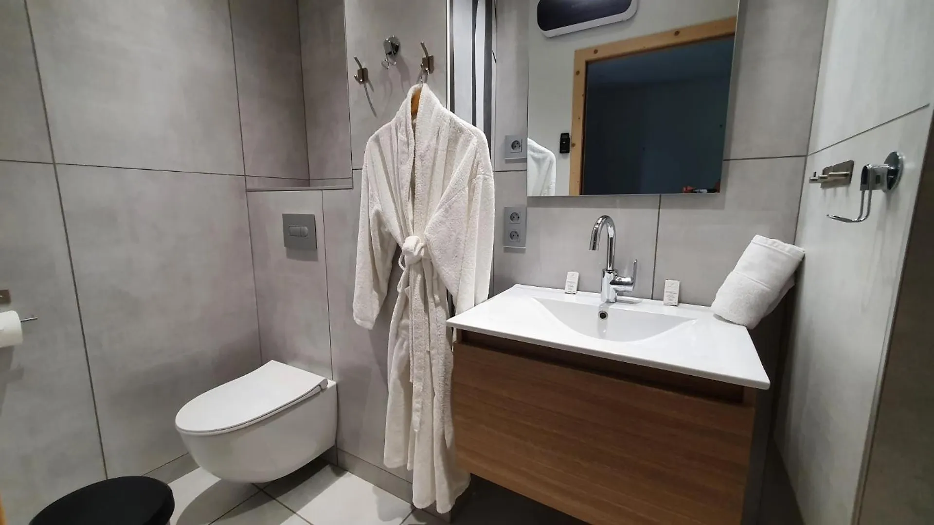 Apartment Gite & Spa Le Clos De Mon Pere Rochefort